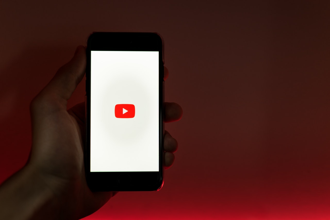 YouTube — видеоплатформа и плейсмент для рекламодателей. Эффективные креативы помогают брендам добиваться высоких результатов на видеоплатформе и в бизнесе