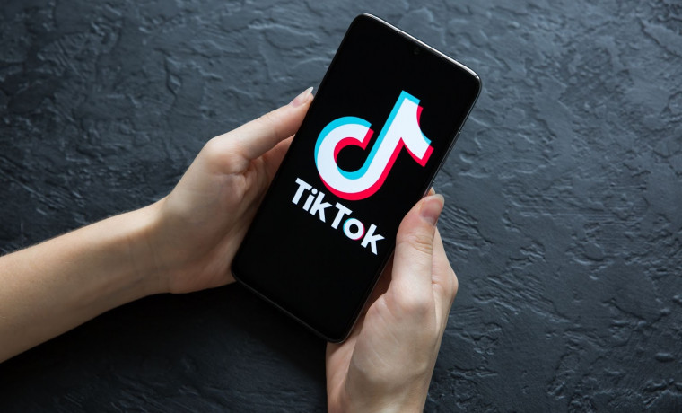 TikTok остается самым популярным приложением среди подростков