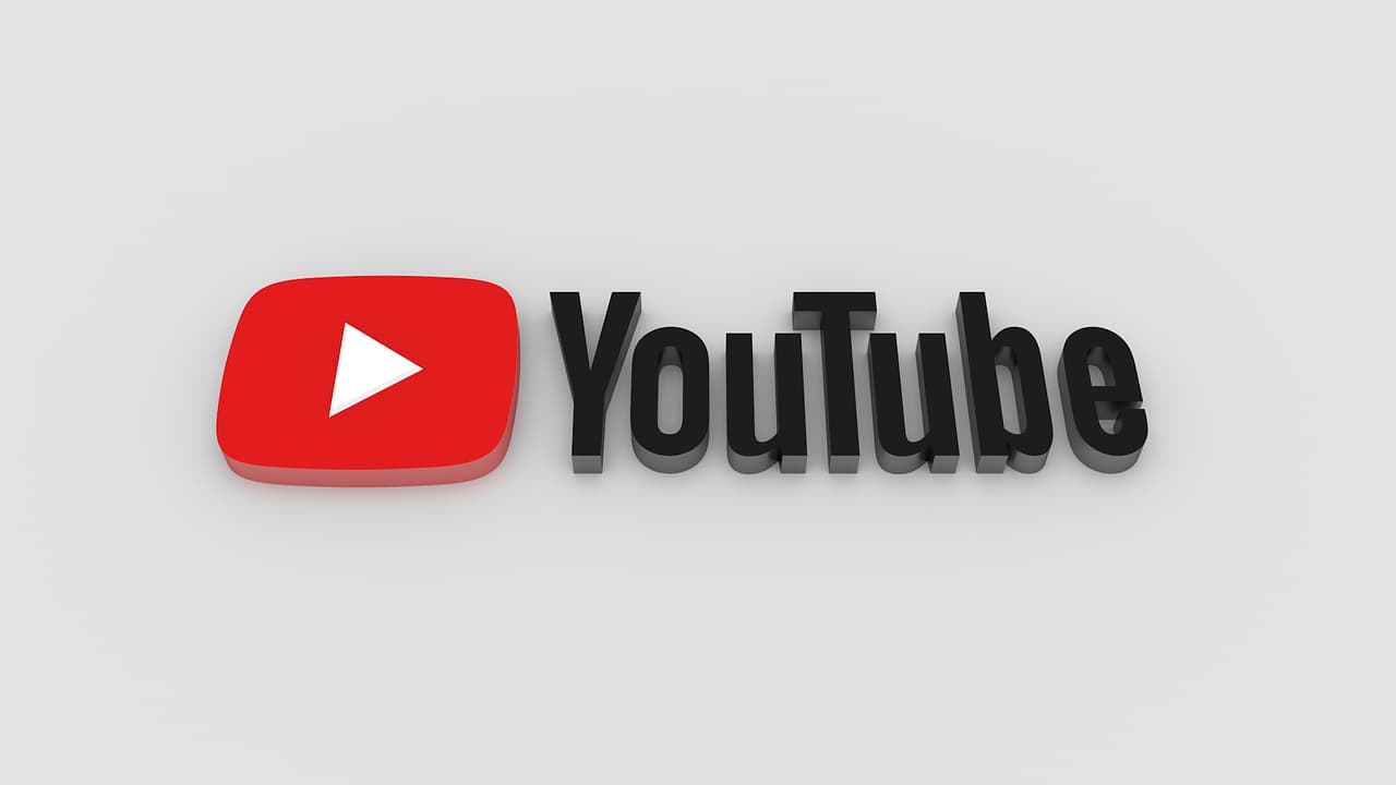 YouTube запускает Places Mentioned